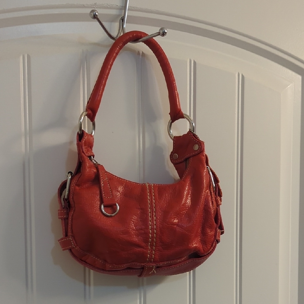 Red Leather Women's Bag - Picture 3 of 9